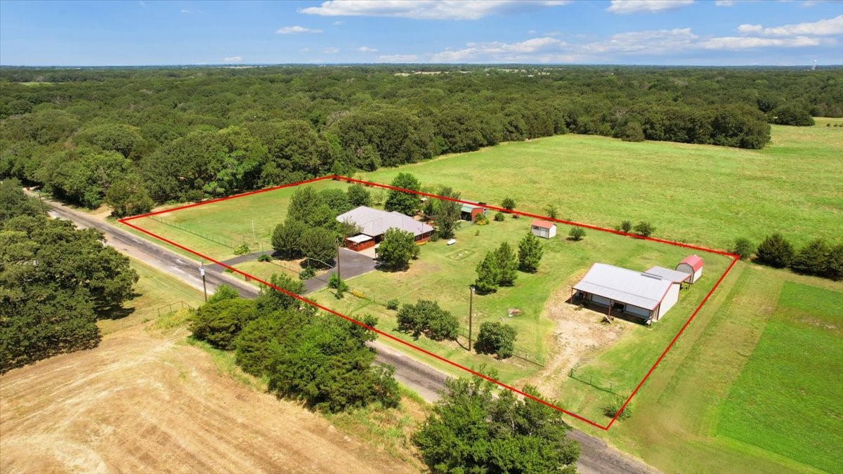 781 County Road 2605 Bonham TX 75418
