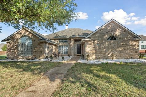 393 Crestview Point Drive Lewisville TX 75067