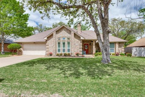 8955 Hialeah Circle N North Richland Hills TX 76182