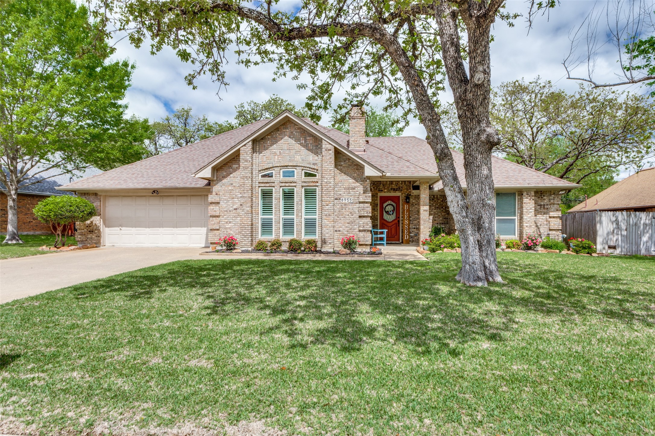 8955 Hialeah Circle N North Richland Hills TX 76182