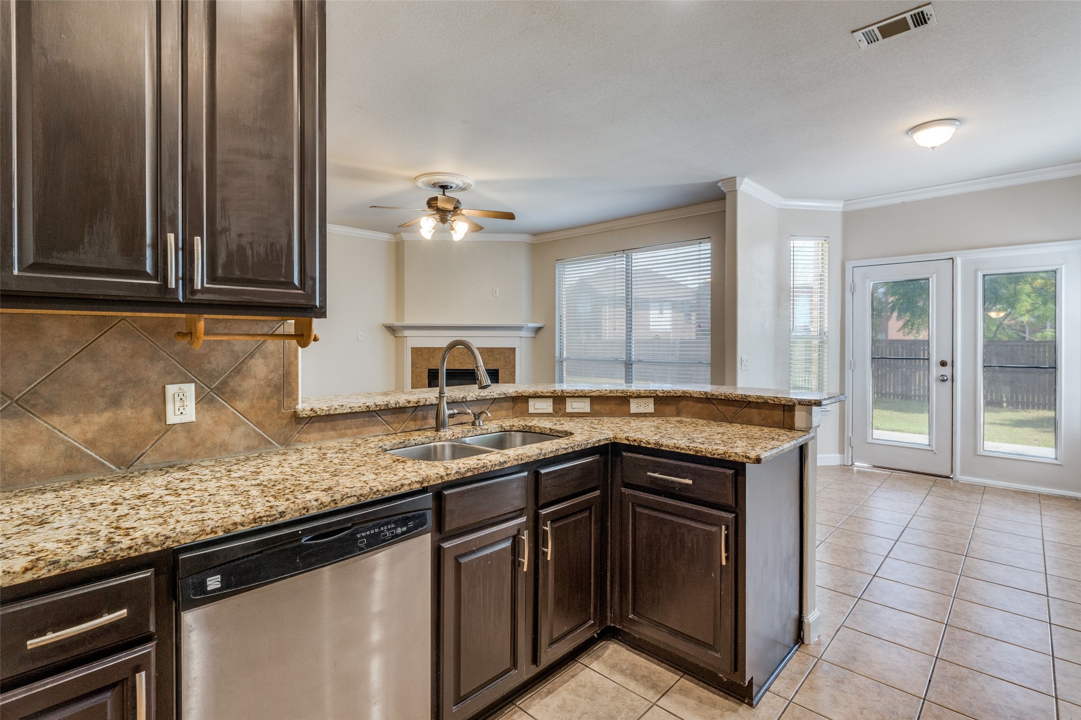 2847 Caminata Grand Prairie TX 75054