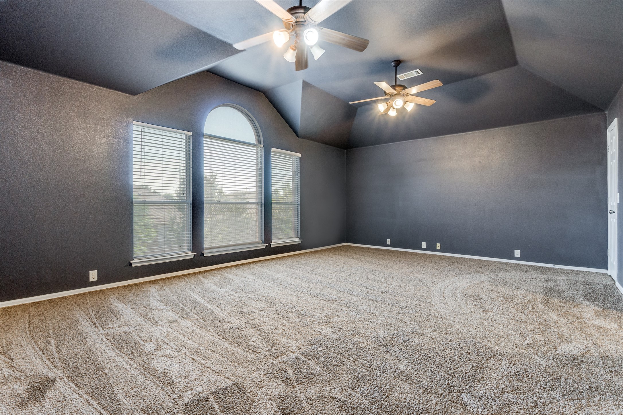2847 Caminata Grand Prairie TX 75054