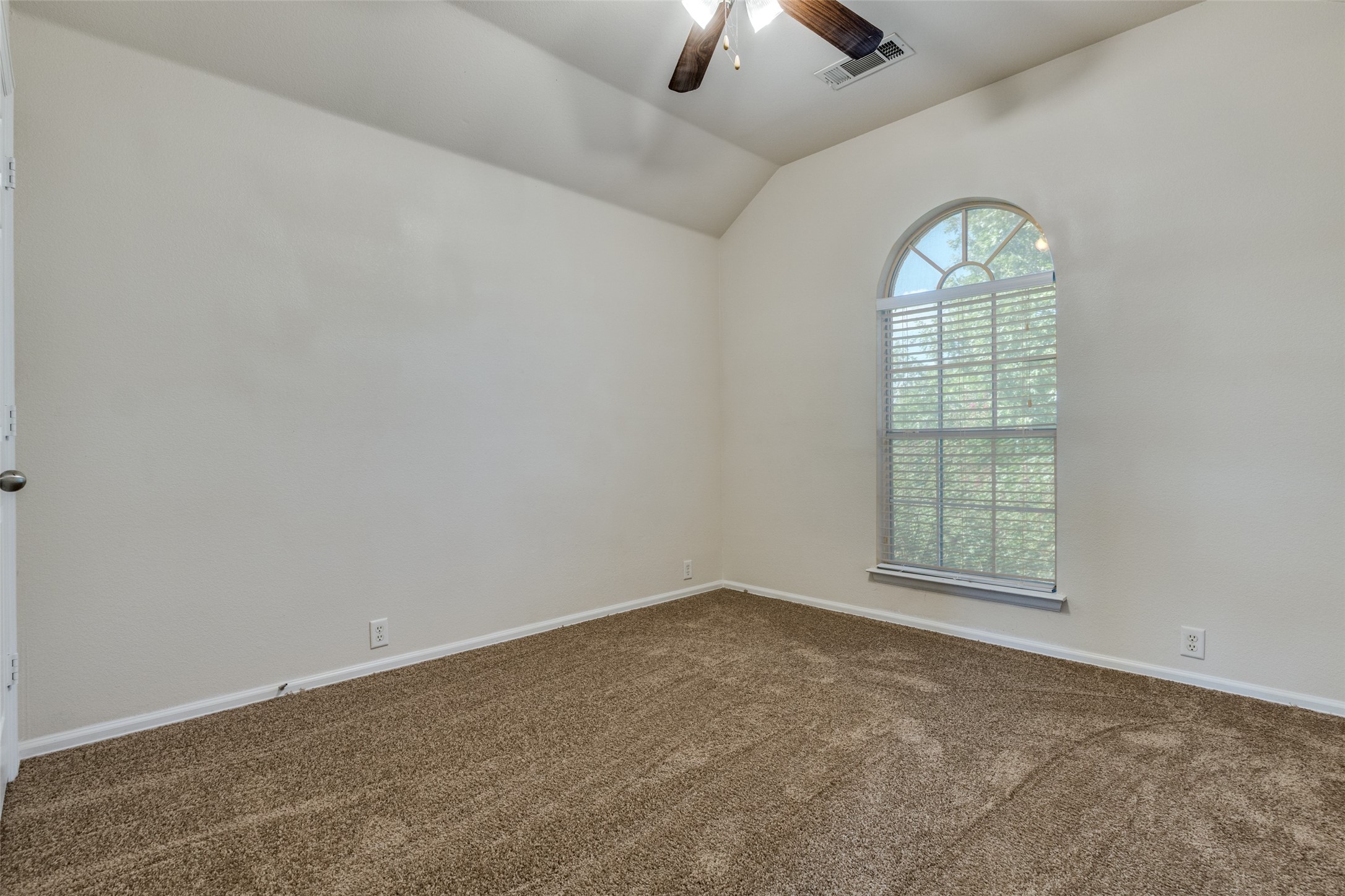 2847 Caminata Grand Prairie TX 75054