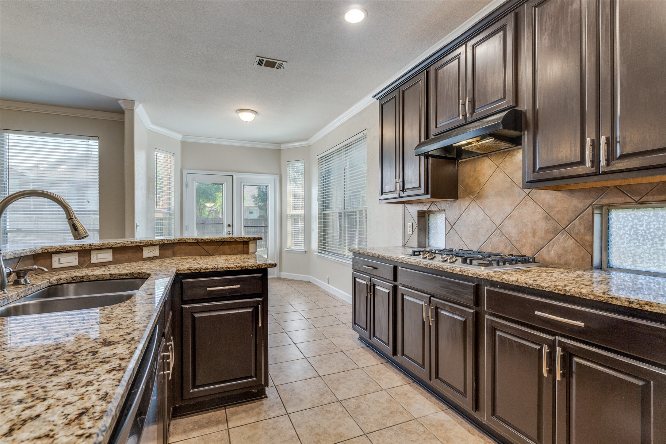 2847 Caminata Grand Prairie TX 75054