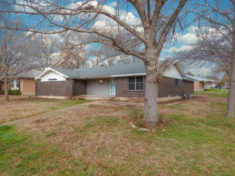 202 Duke Street Garland TX 75043