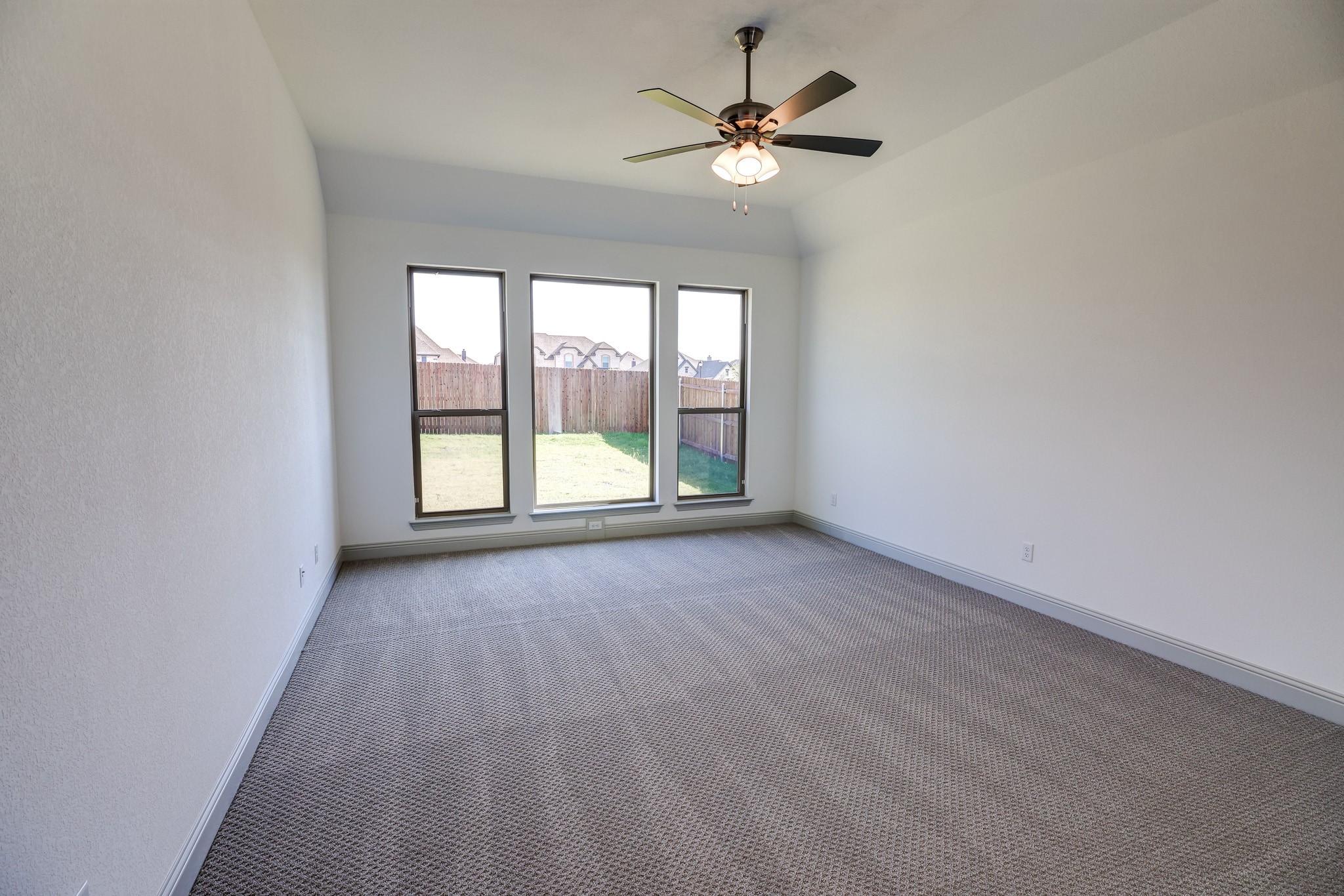 124 Mockingbird Hill Joshua TX 76058