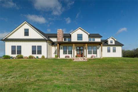 338 County Road 4223 Decatur TX 76234
