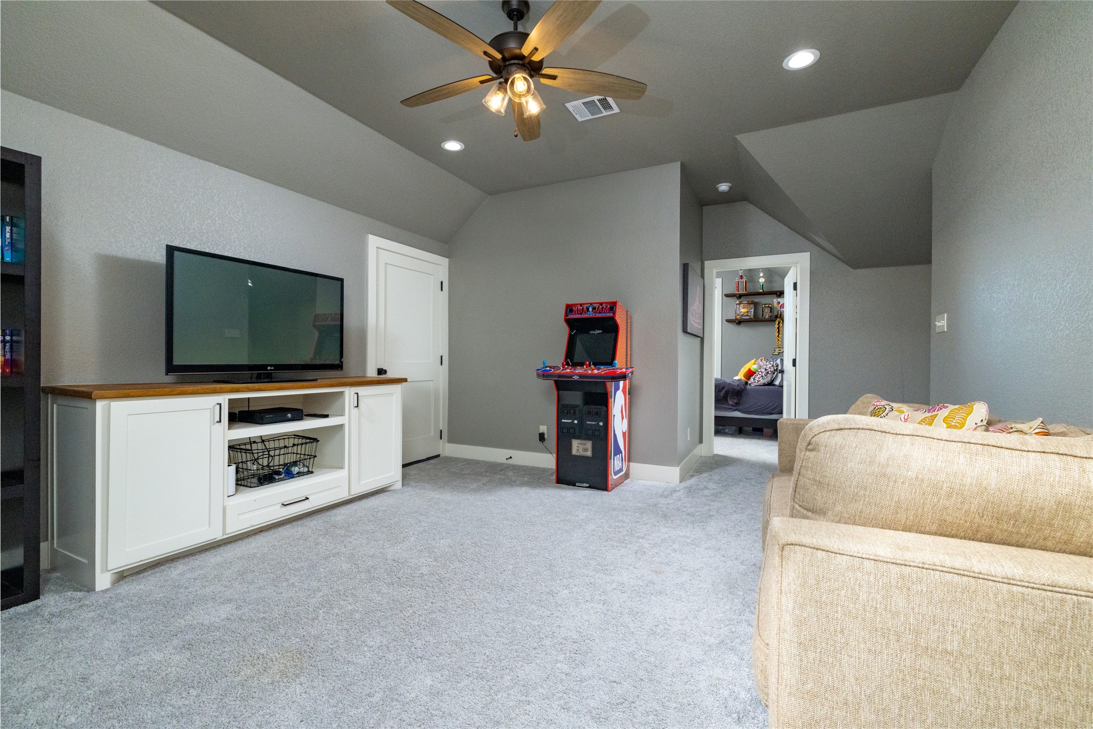 338 County Road 4223 Decatur TX 76234