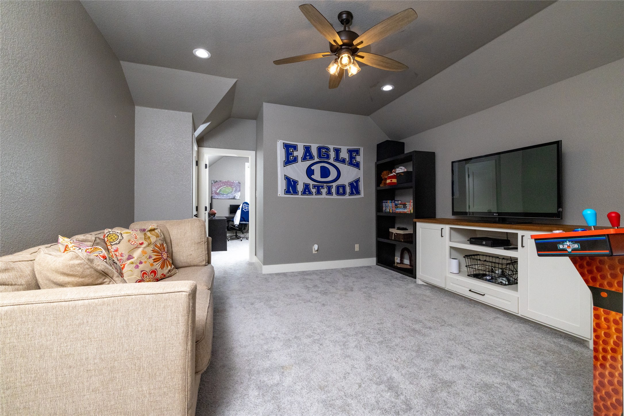 338 County Road 4223 Decatur TX 76234