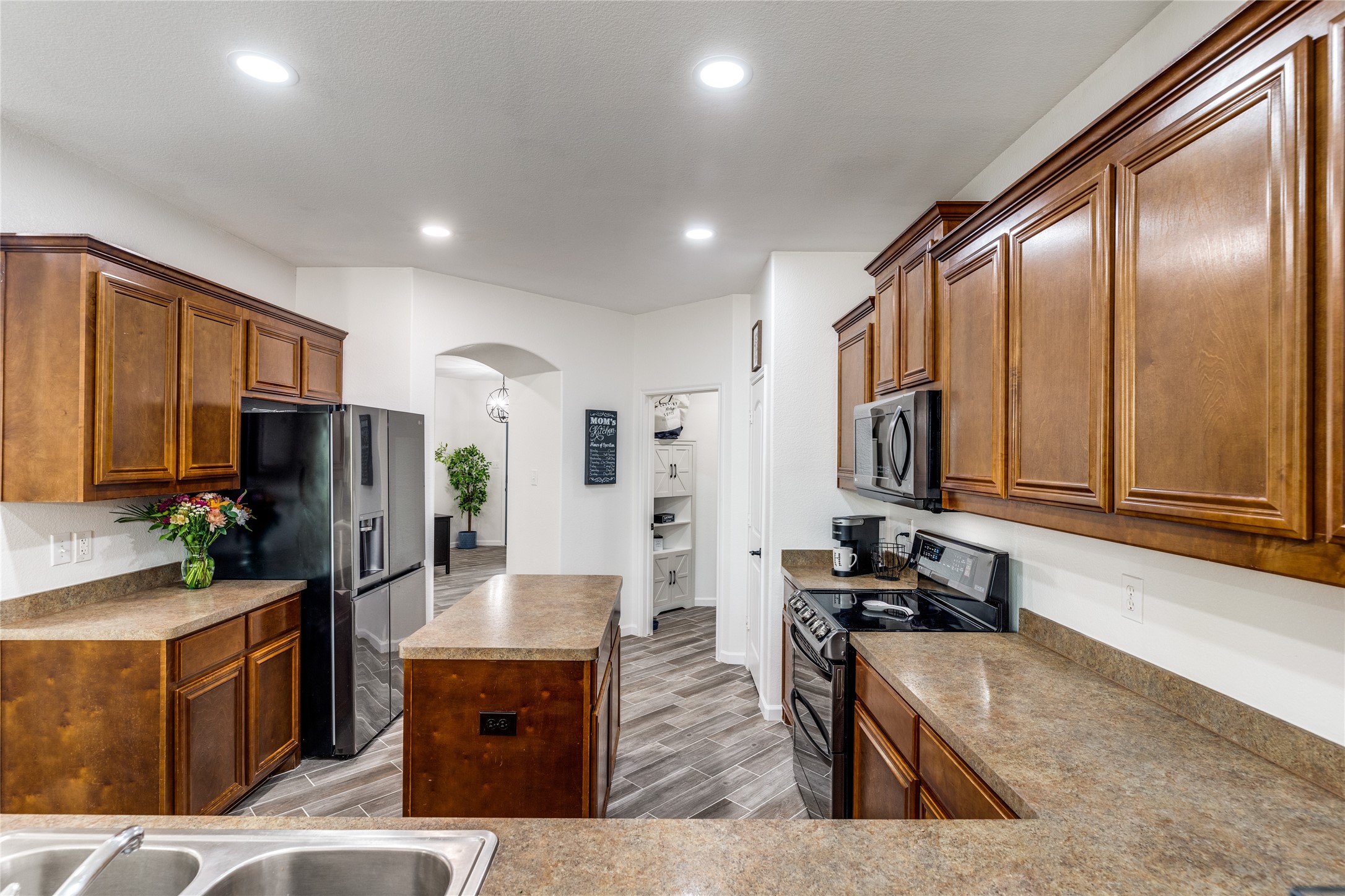 1800 Rodeo Drive Anna TX 75409