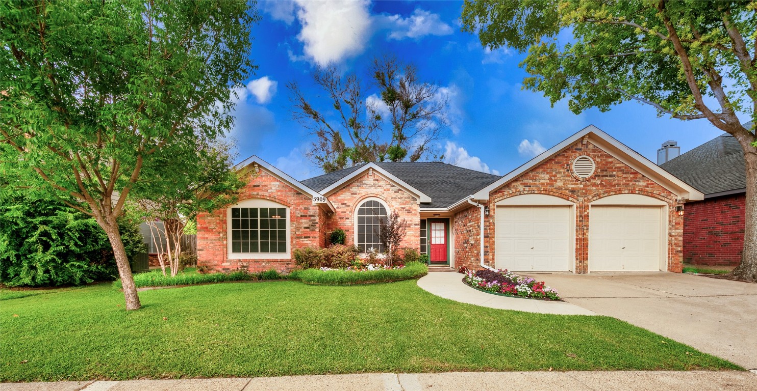 5909 Marquette Street Arlington TX 76018