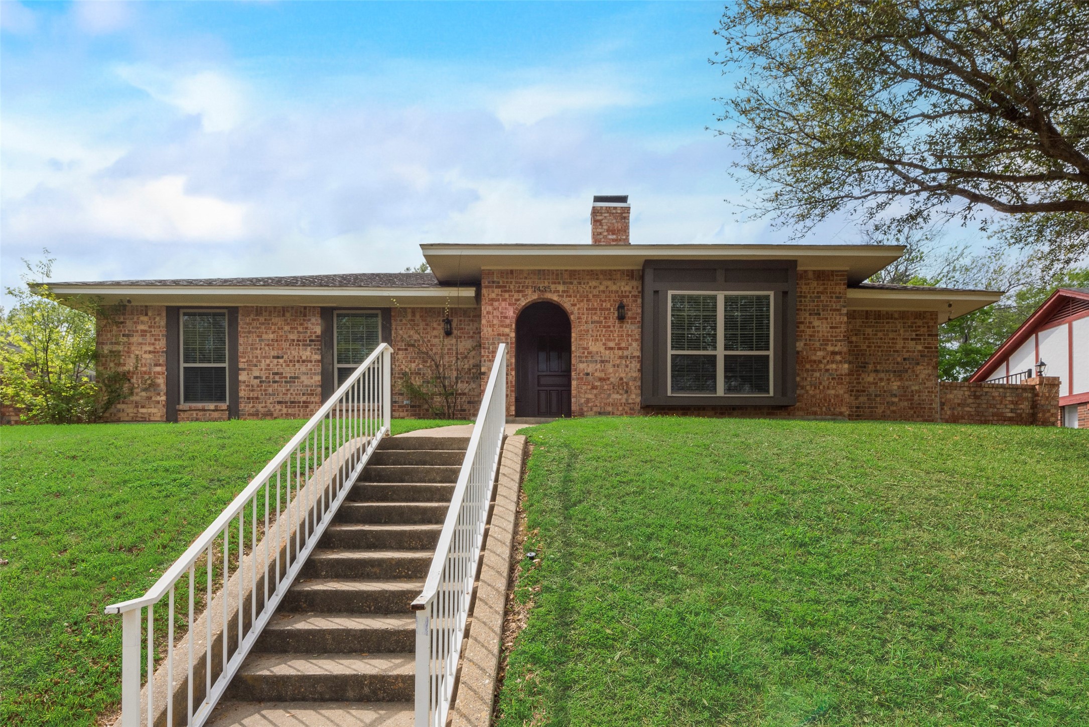 1435 Cardinal Creek Drive Duncanville TX 75137
