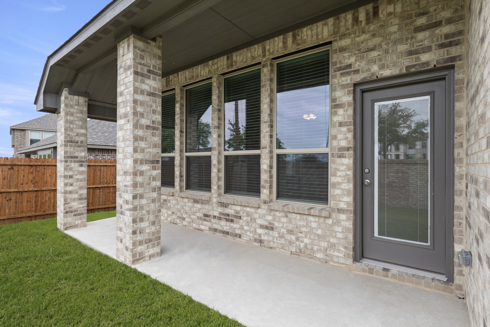 107 Whistling Duck Drive Balch Springs TX 75181