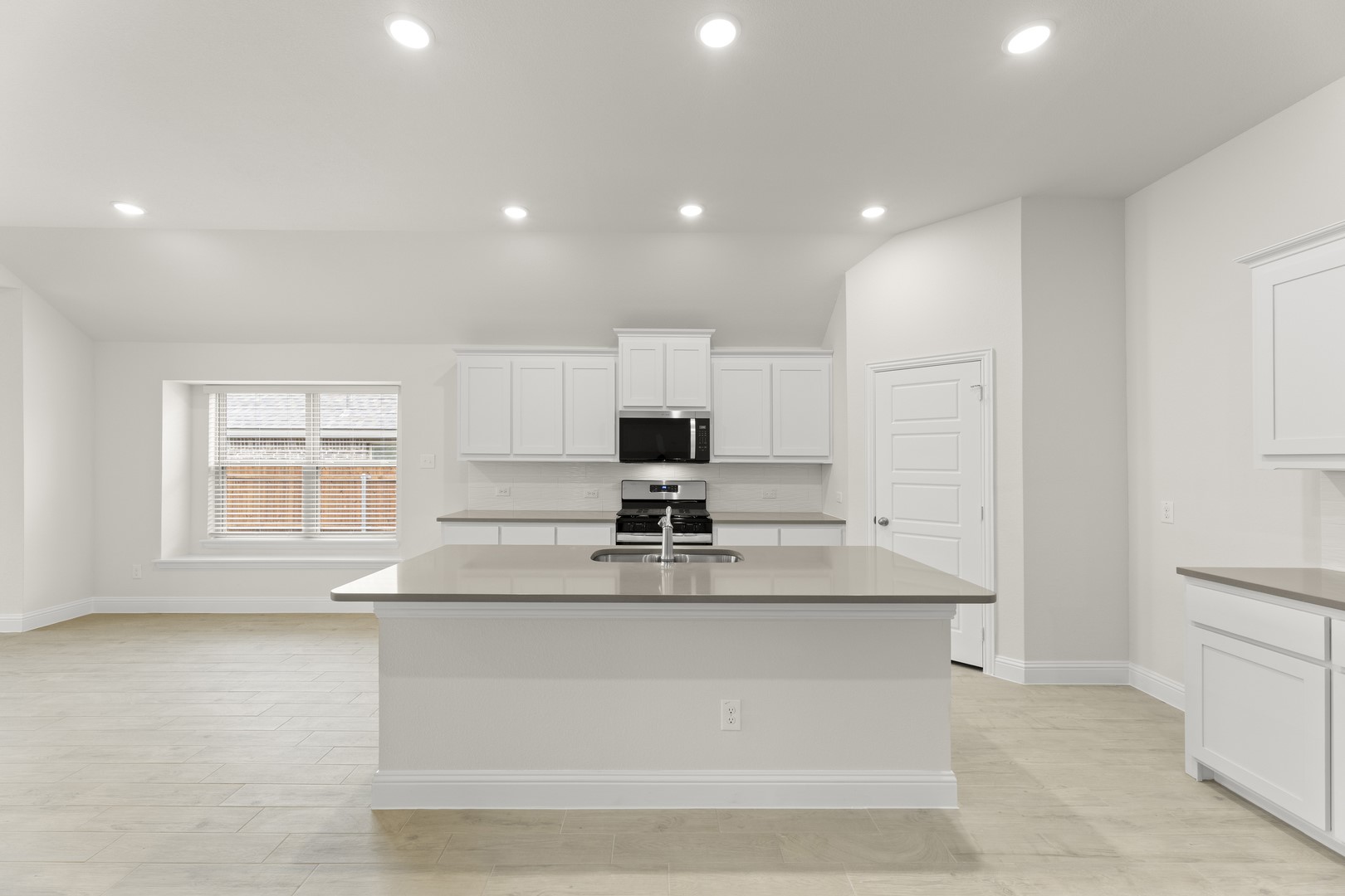 107 Whistling Duck Drive Balch Springs TX 75181
