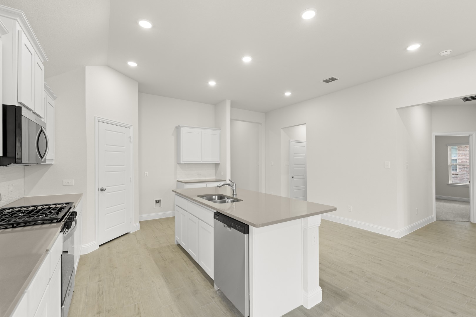 107 Whistling Duck Drive Balch Springs TX 75181