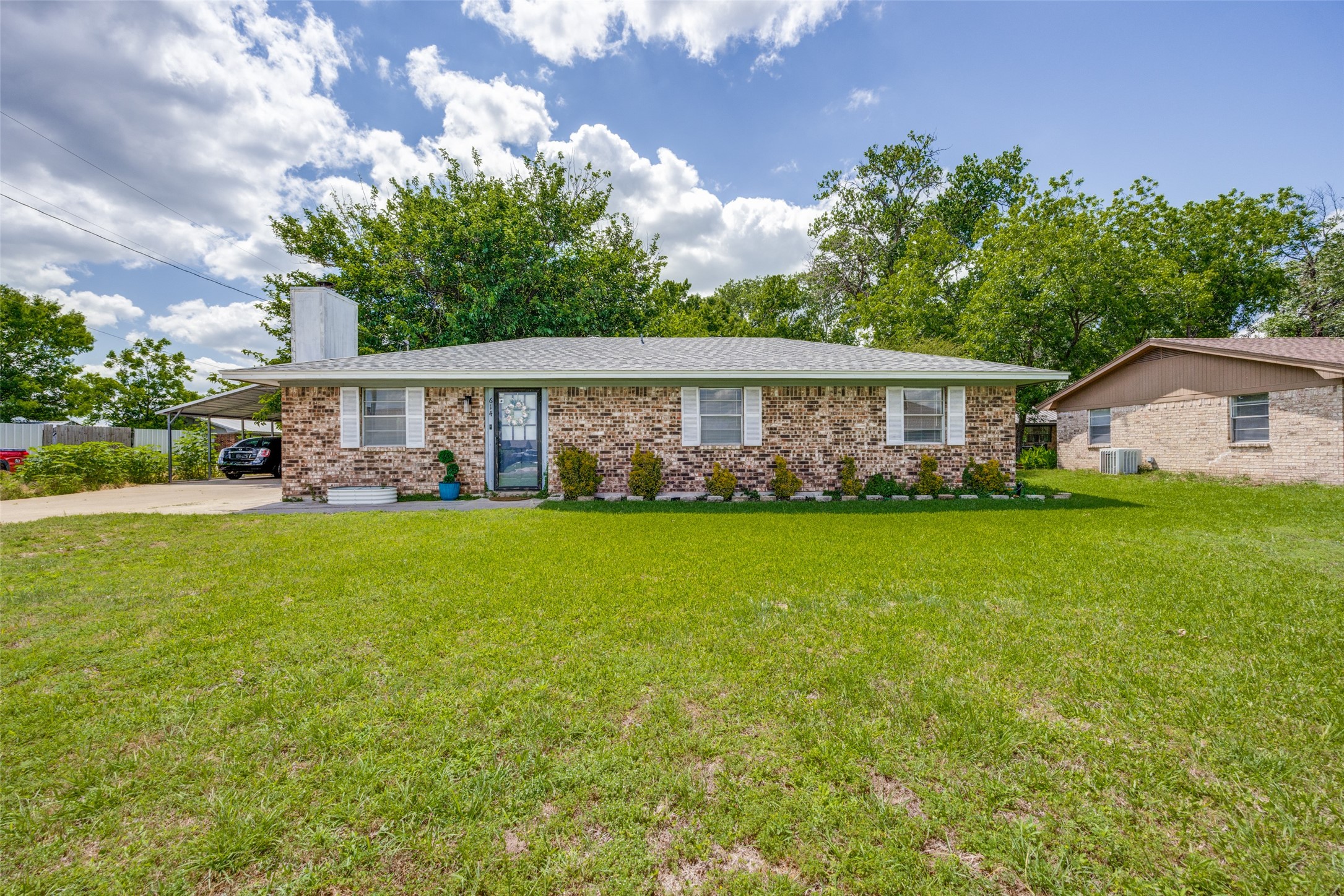 614 Elder Street Collinsville TX 76233