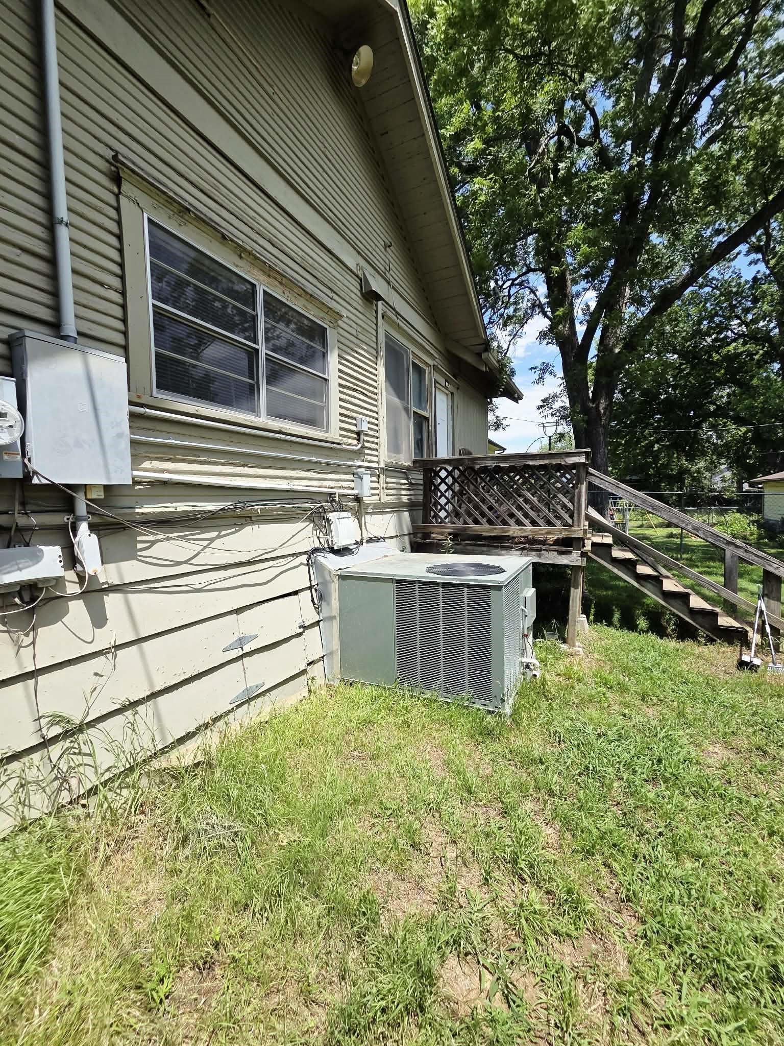 1120 W Main Street Denison TX 75020