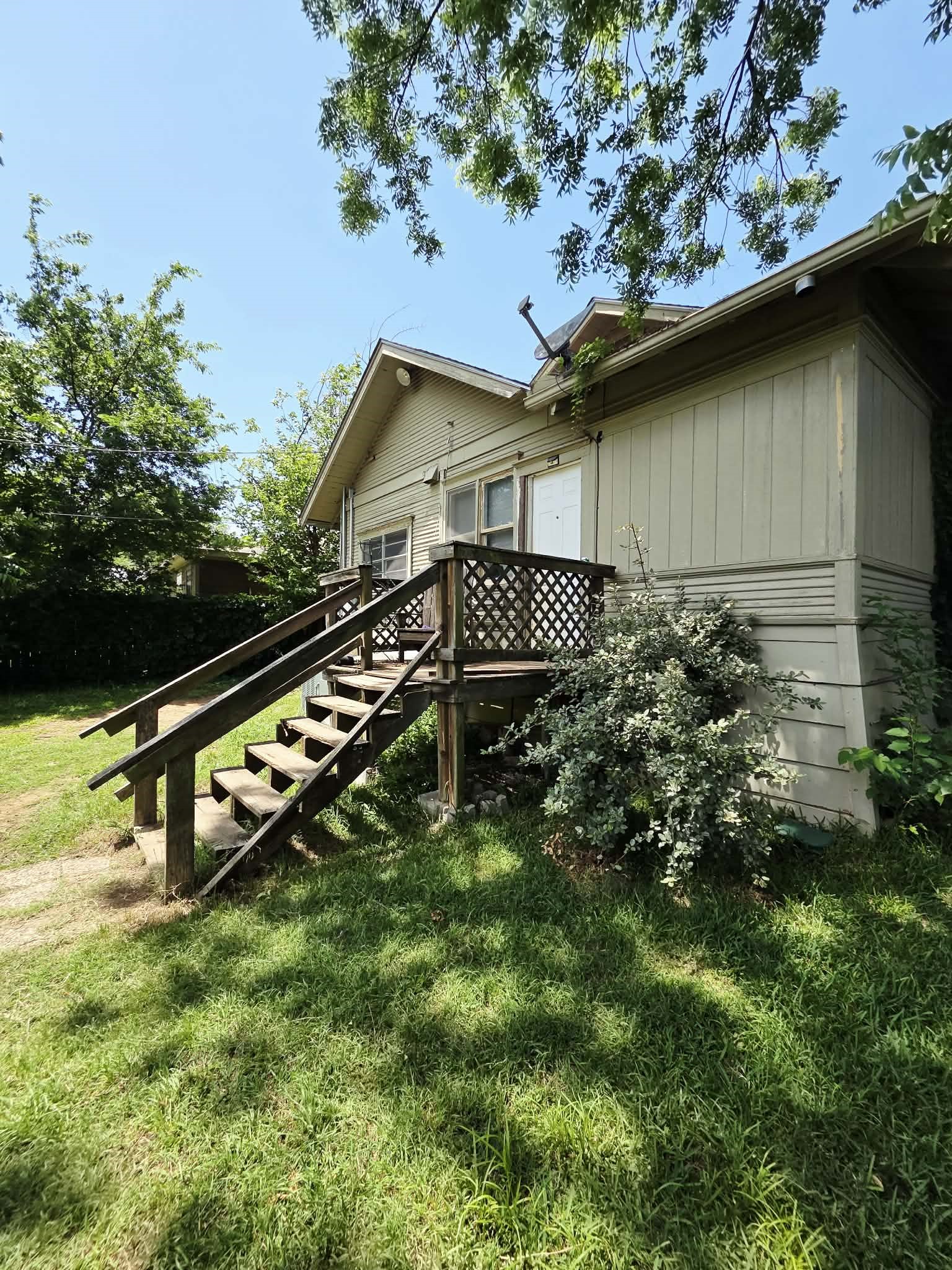 1120 W Main Street Denison TX 75020