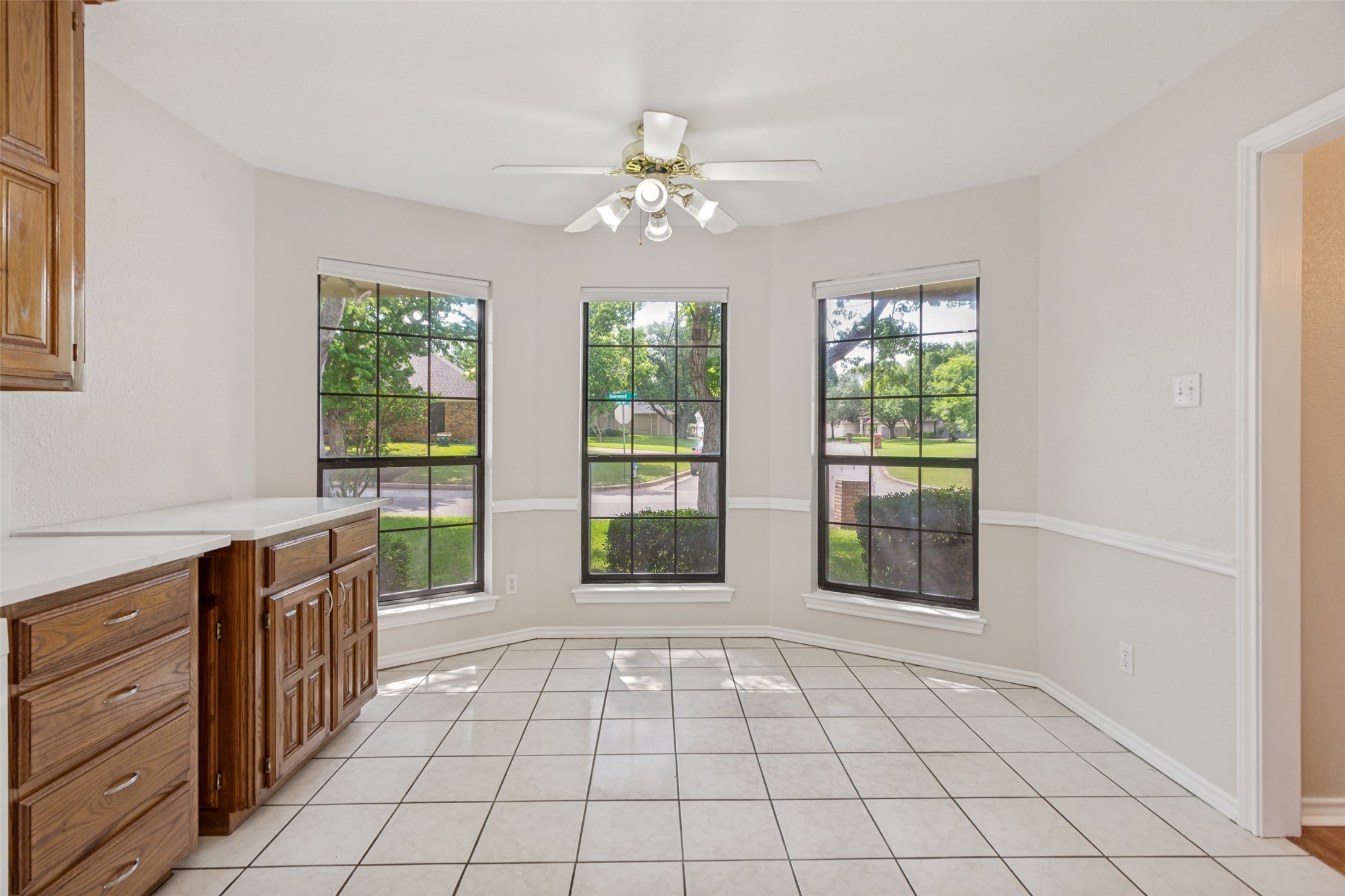 1213 Downwood Drive Burleson TX 76028
