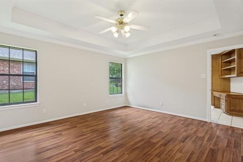 1213 Downwood Drive Burleson TX 76028
