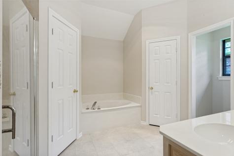1213 Downwood Drive Burleson TX 76028