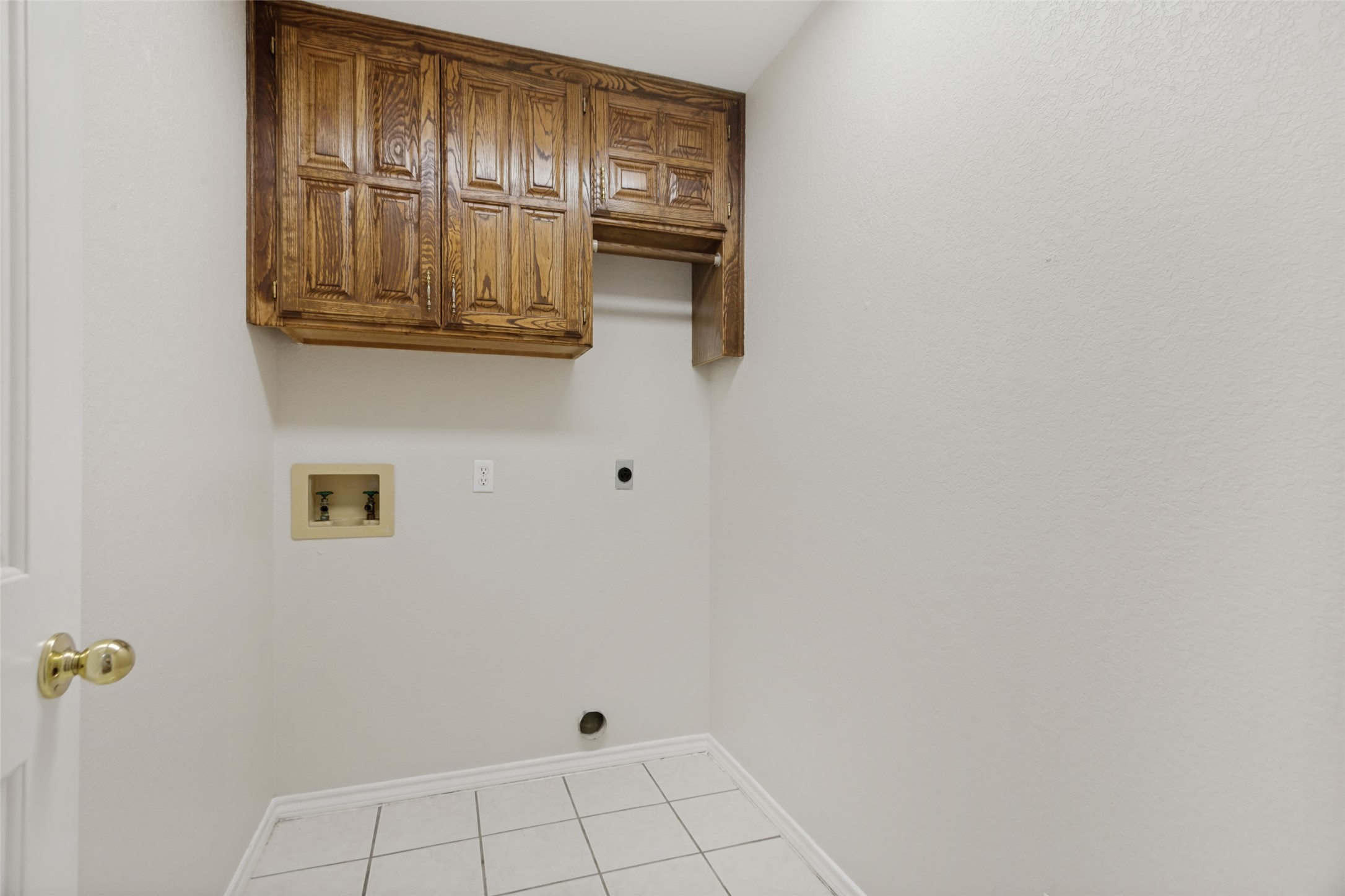 1213 Downwood Drive Burleson TX 76028