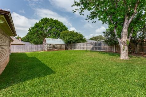 1213 Downwood Drive Burleson TX 76028