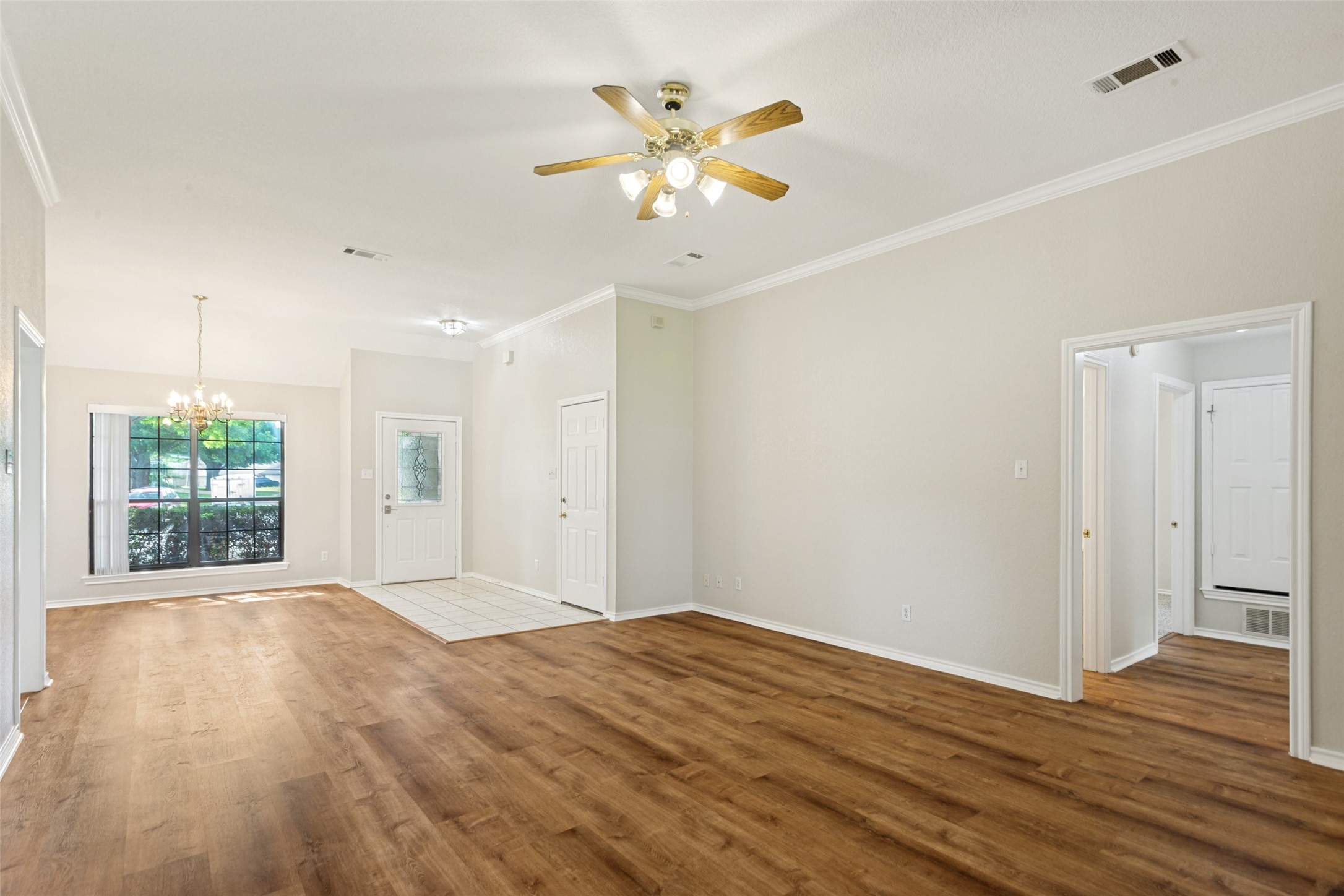 1213 Downwood Drive Burleson TX 76028