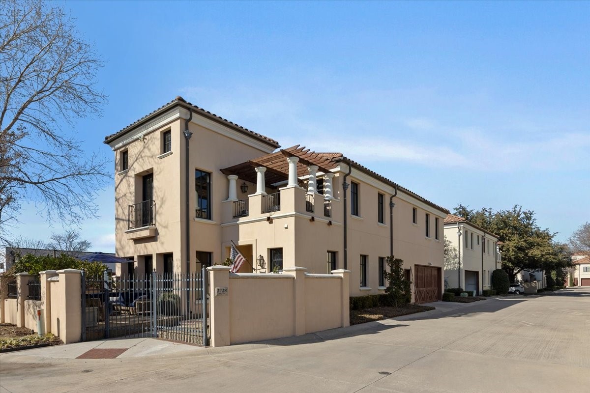 2728 Miro Court Fort Worth TX 76107