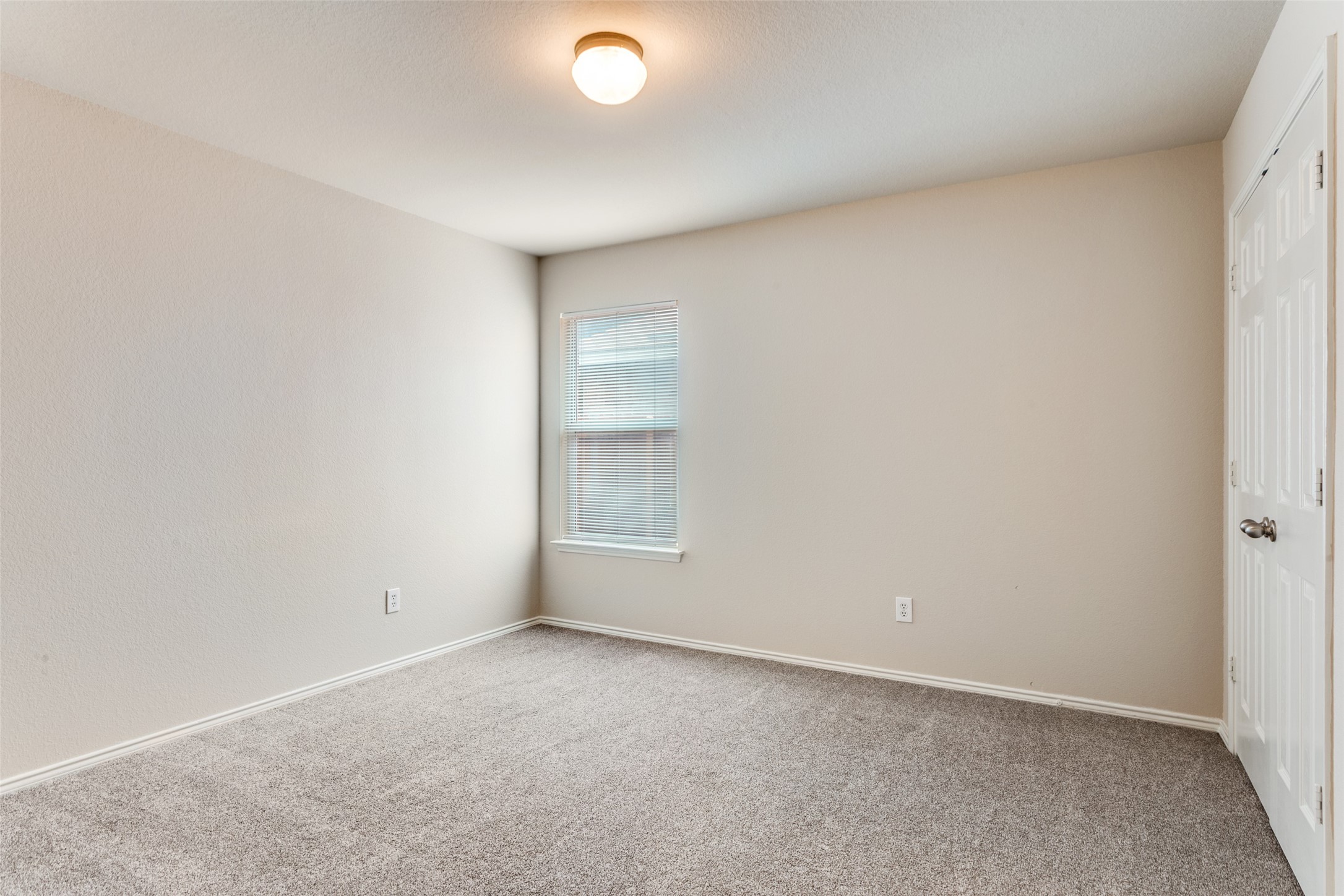 321 Silver Lake Trail Fort Worth TX 76140