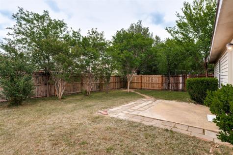 321 Silver Lake Trail Fort Worth TX 76140