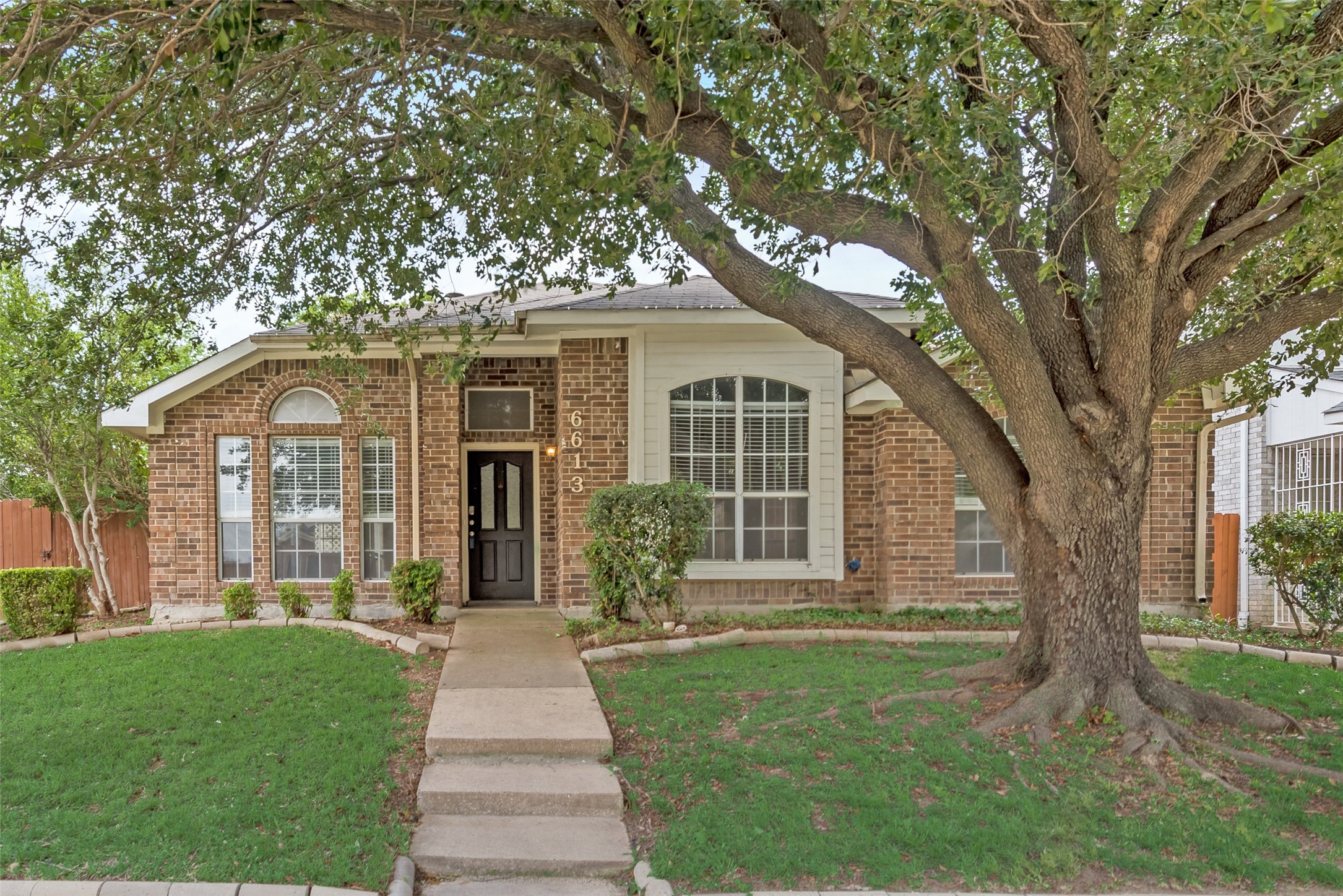 6613 Teresa Lane Rowlett TX 75089