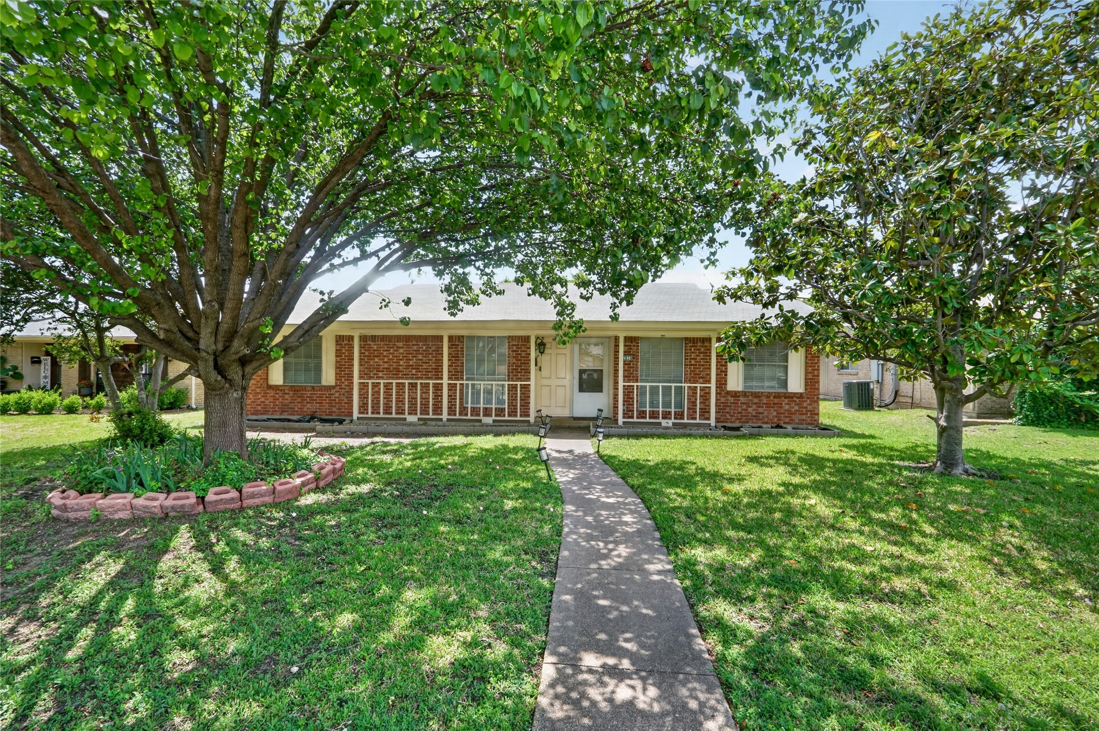 2014 Powderhorn Garland TX 75044