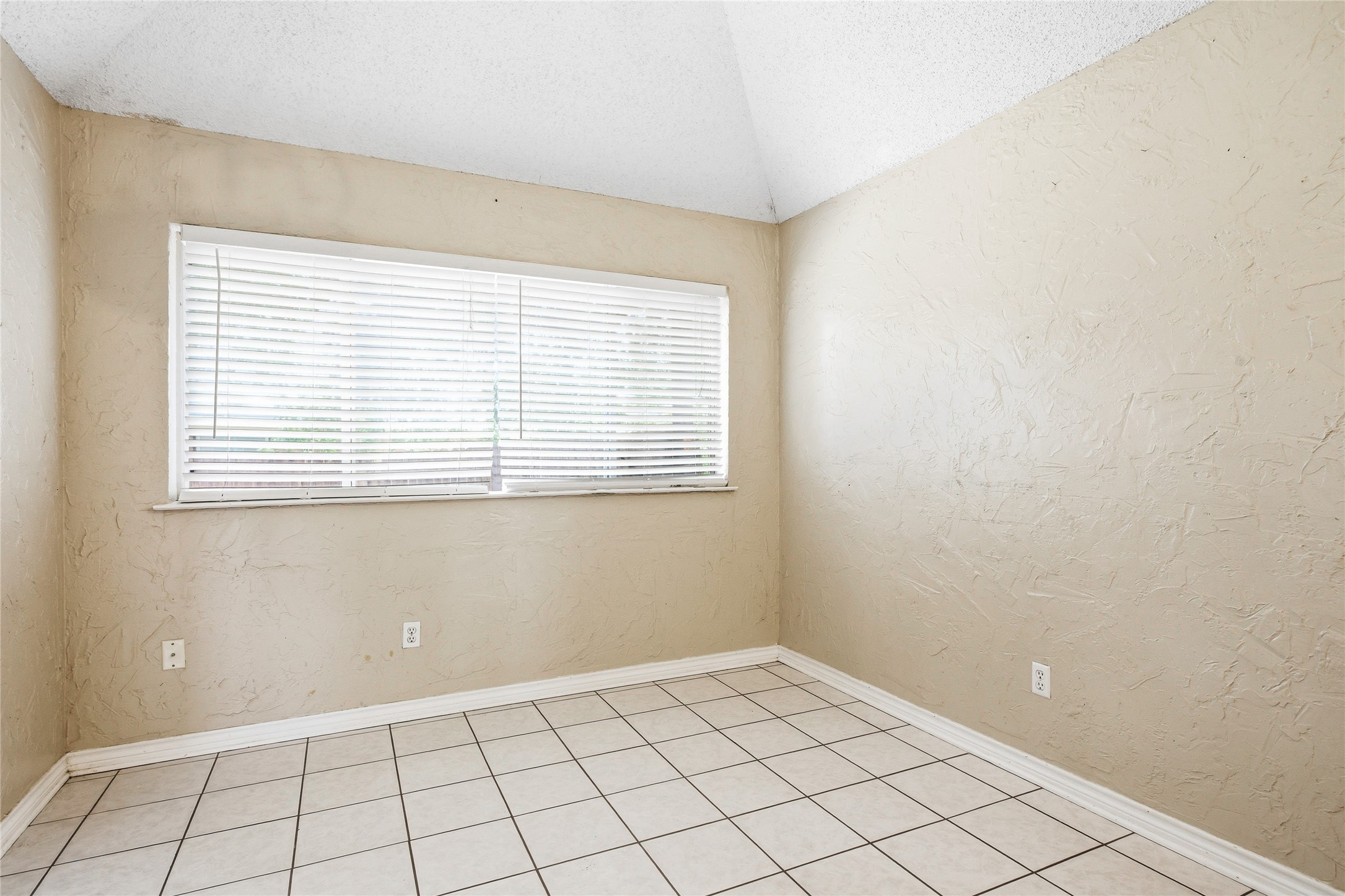 3812 Gentle Springs Drive Arlington TX 76001