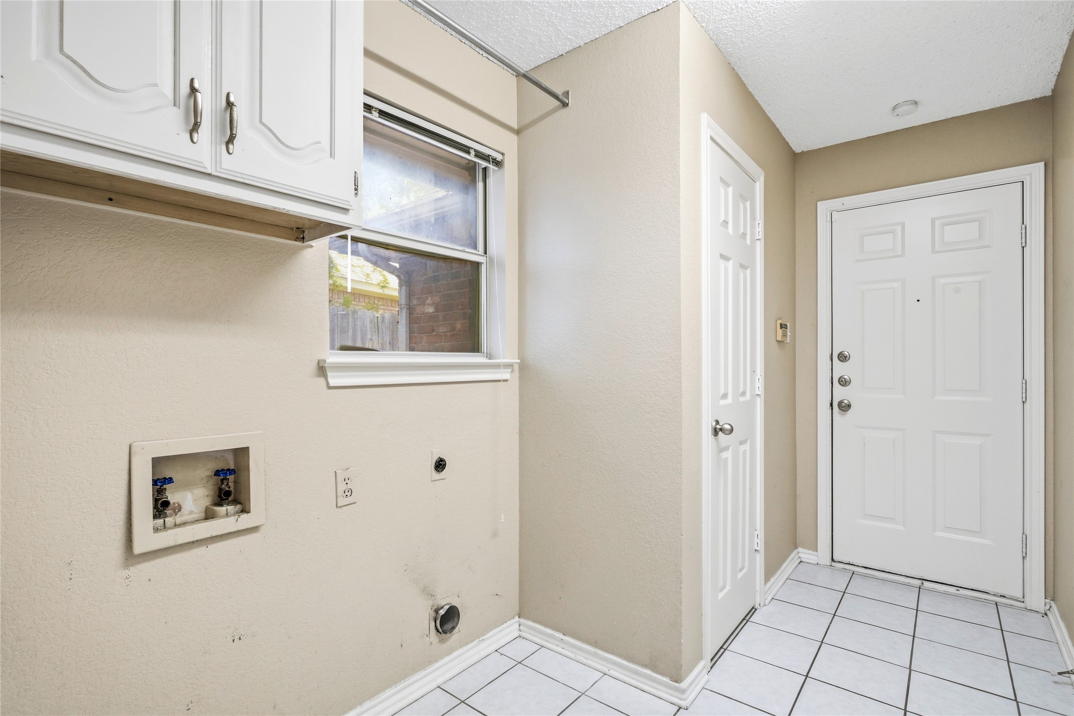 3812 Gentle Springs Drive Arlington TX 76001