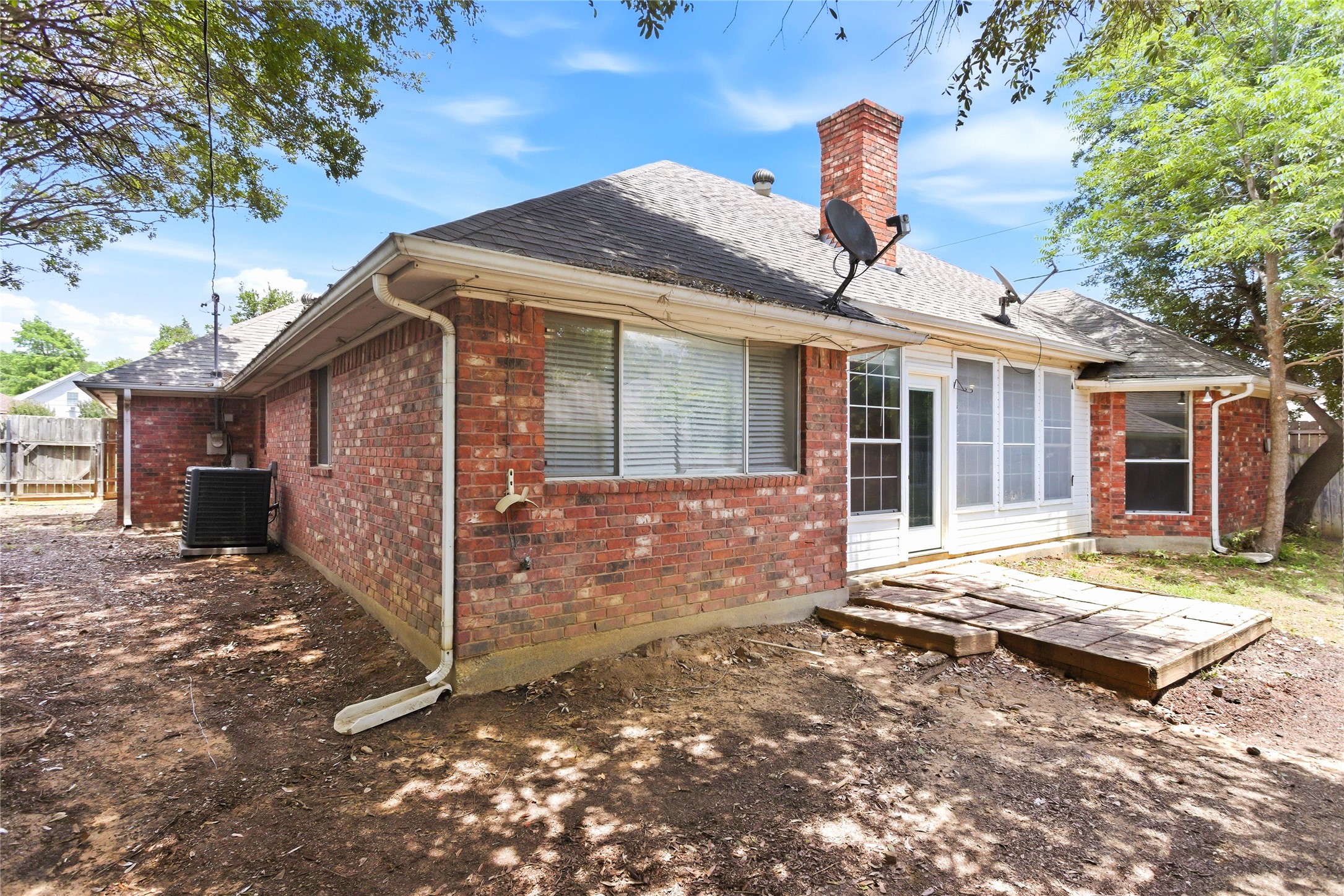 3812 Gentle Springs Drive Arlington TX 76001