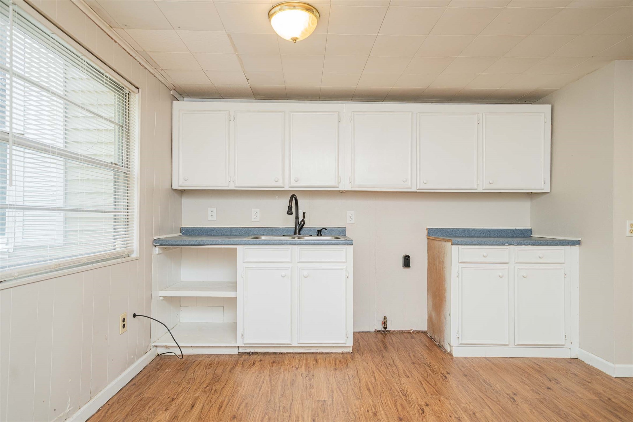 203 E Groves Street Big Sandy TX 75755