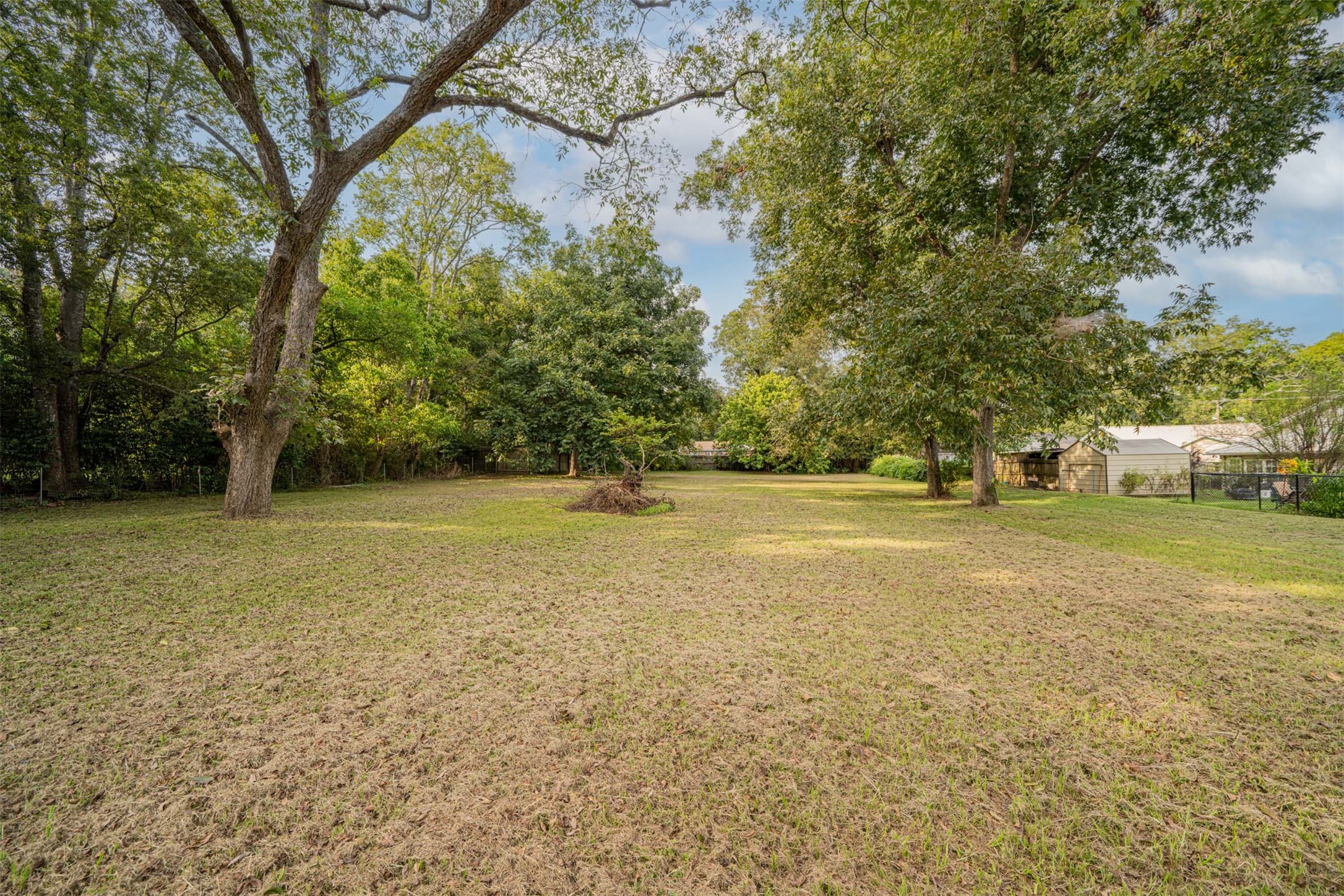 203 E Groves Street Big Sandy TX 75755