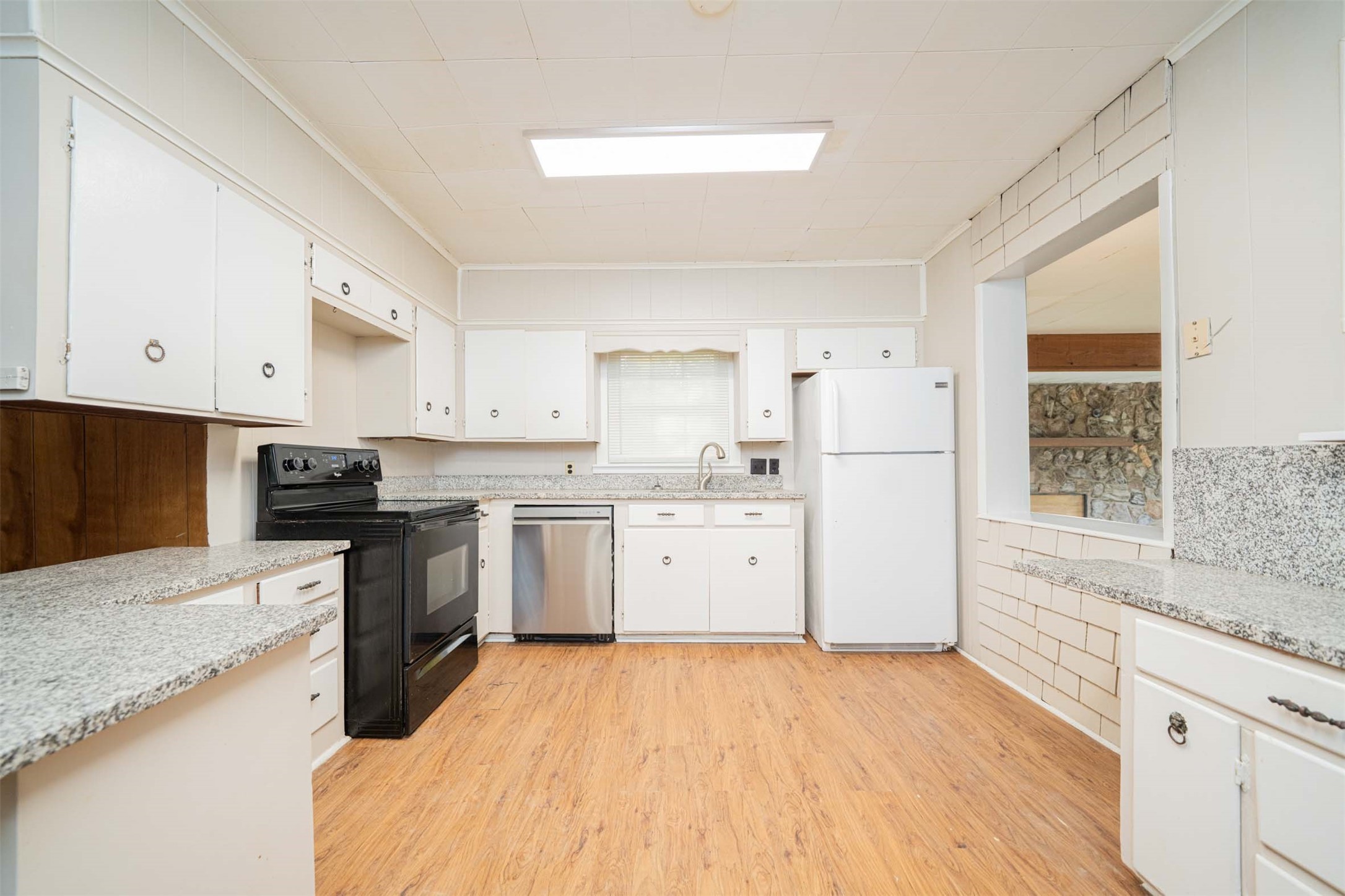 203 E Groves Street Big Sandy TX 75755