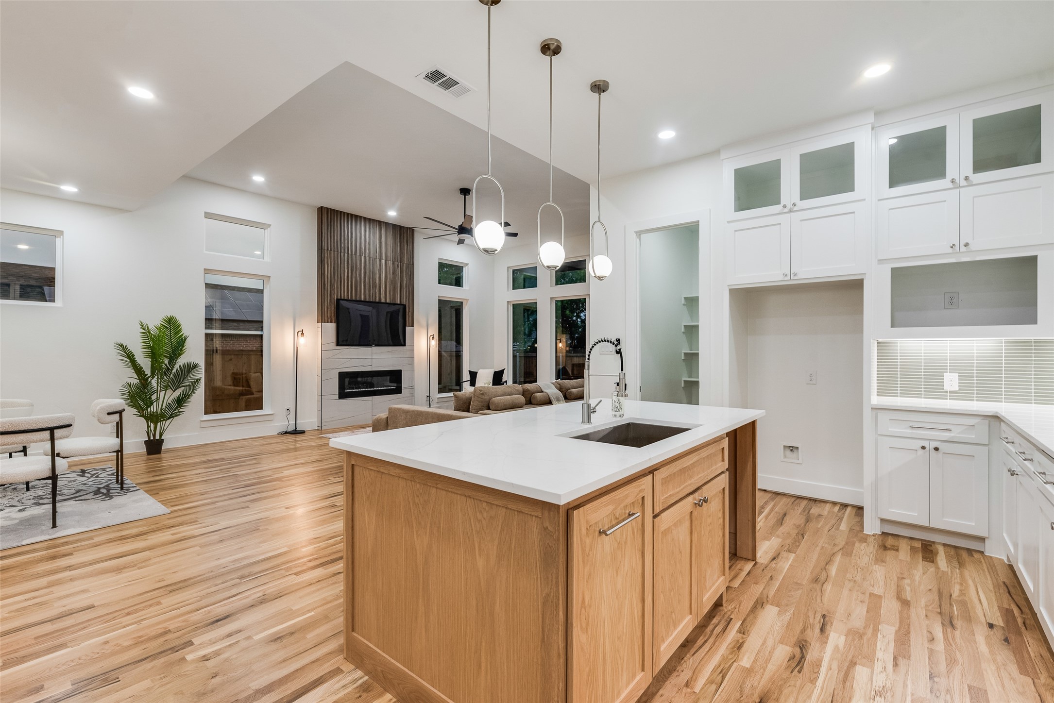 3519 Toronto Street Dallas TX 75212