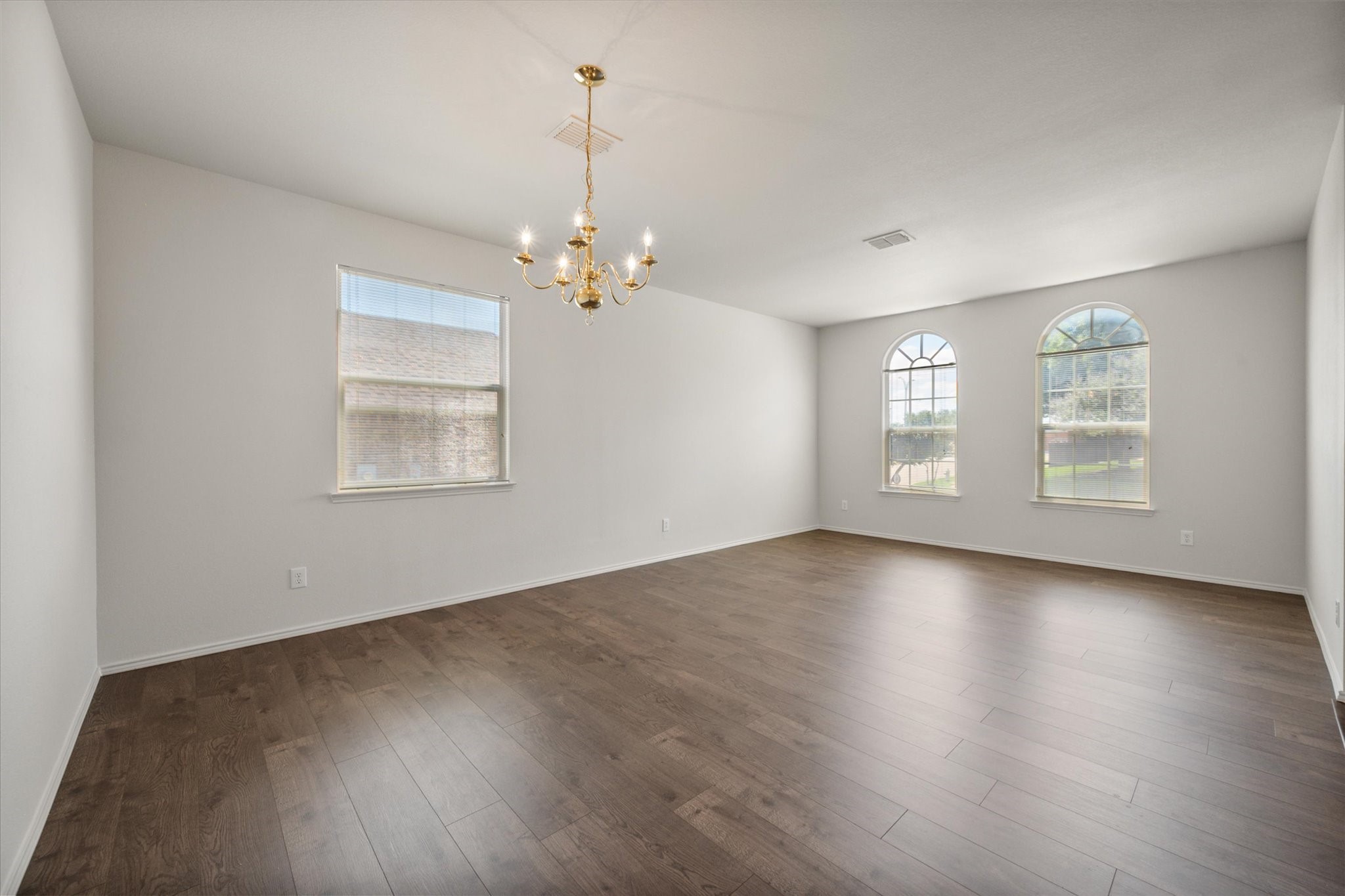 505 Boronia Road Arlington TX 76002