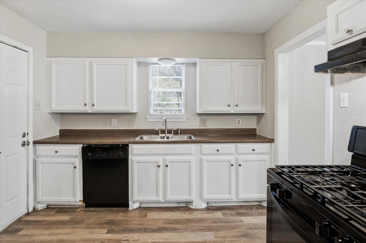 4301 Valentine Street Fort Worth TX 76107