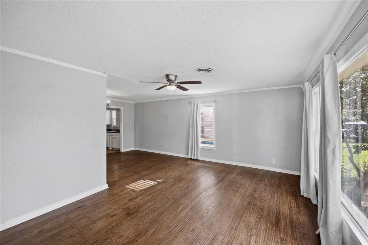 4301 Valentine Street Fort Worth TX 76107