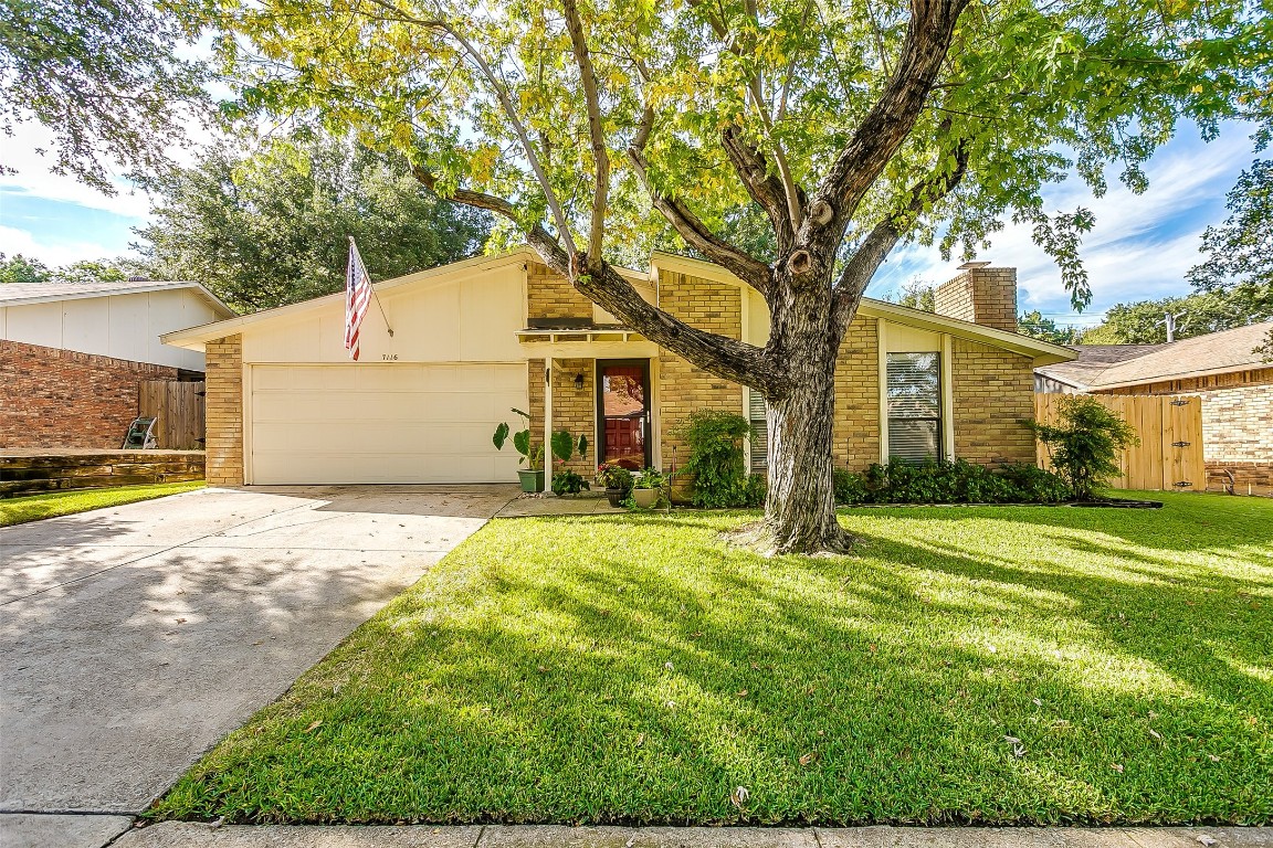7116 Forestview Drive Arlington TX 76016