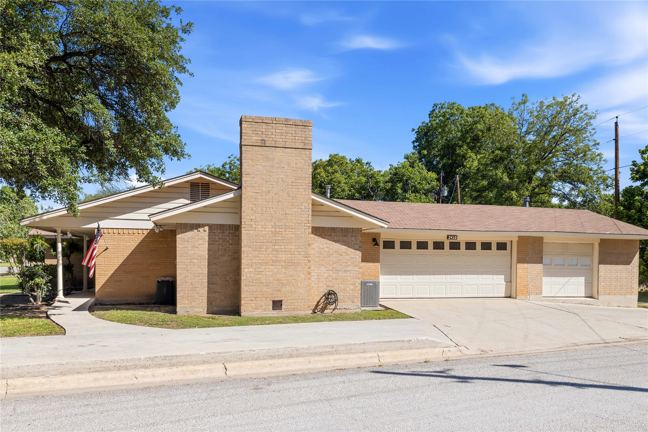 2410 14th Street Brownwood TX 76801