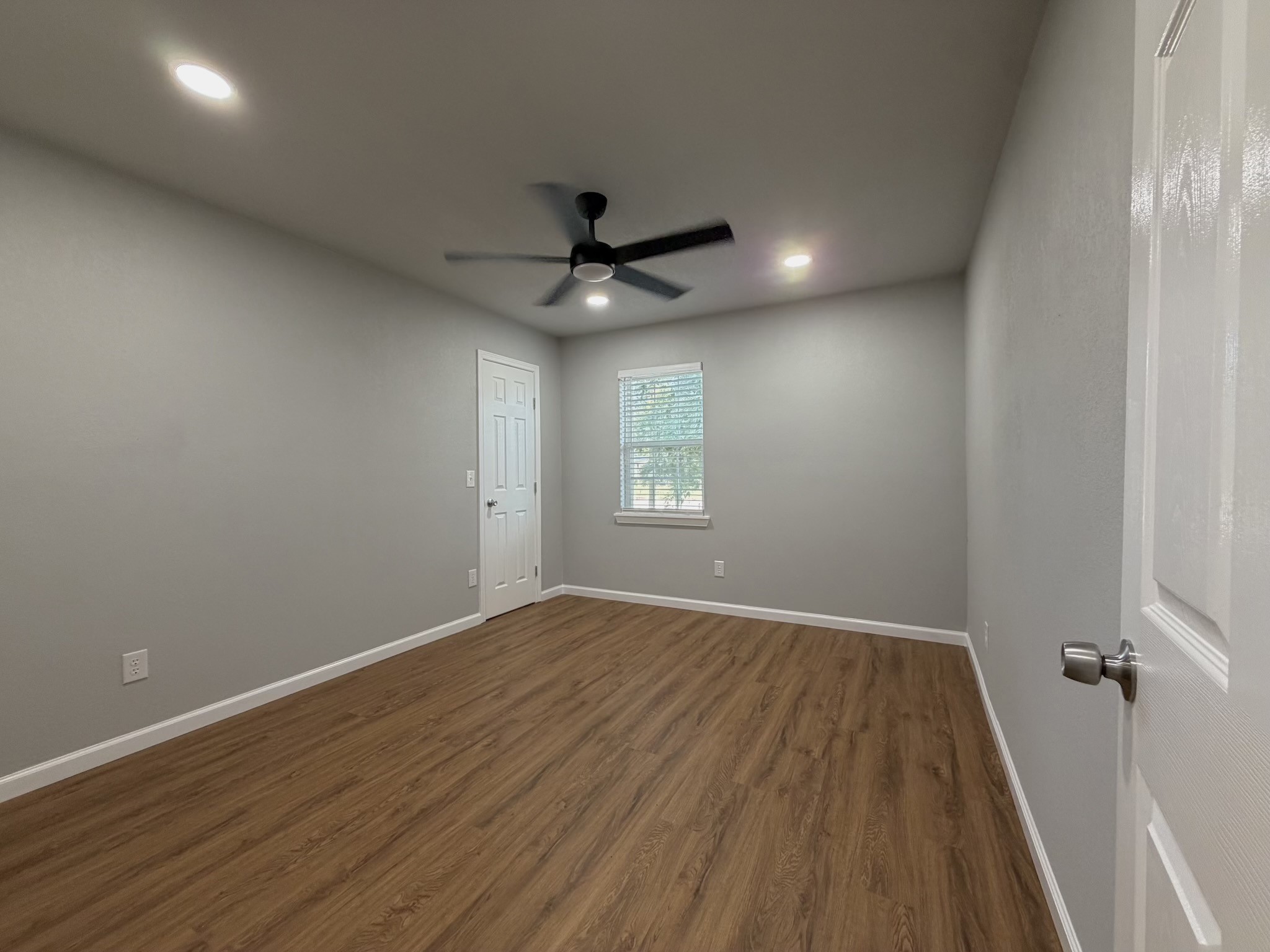 628 W 3rd Street Burkburnett TX 76354