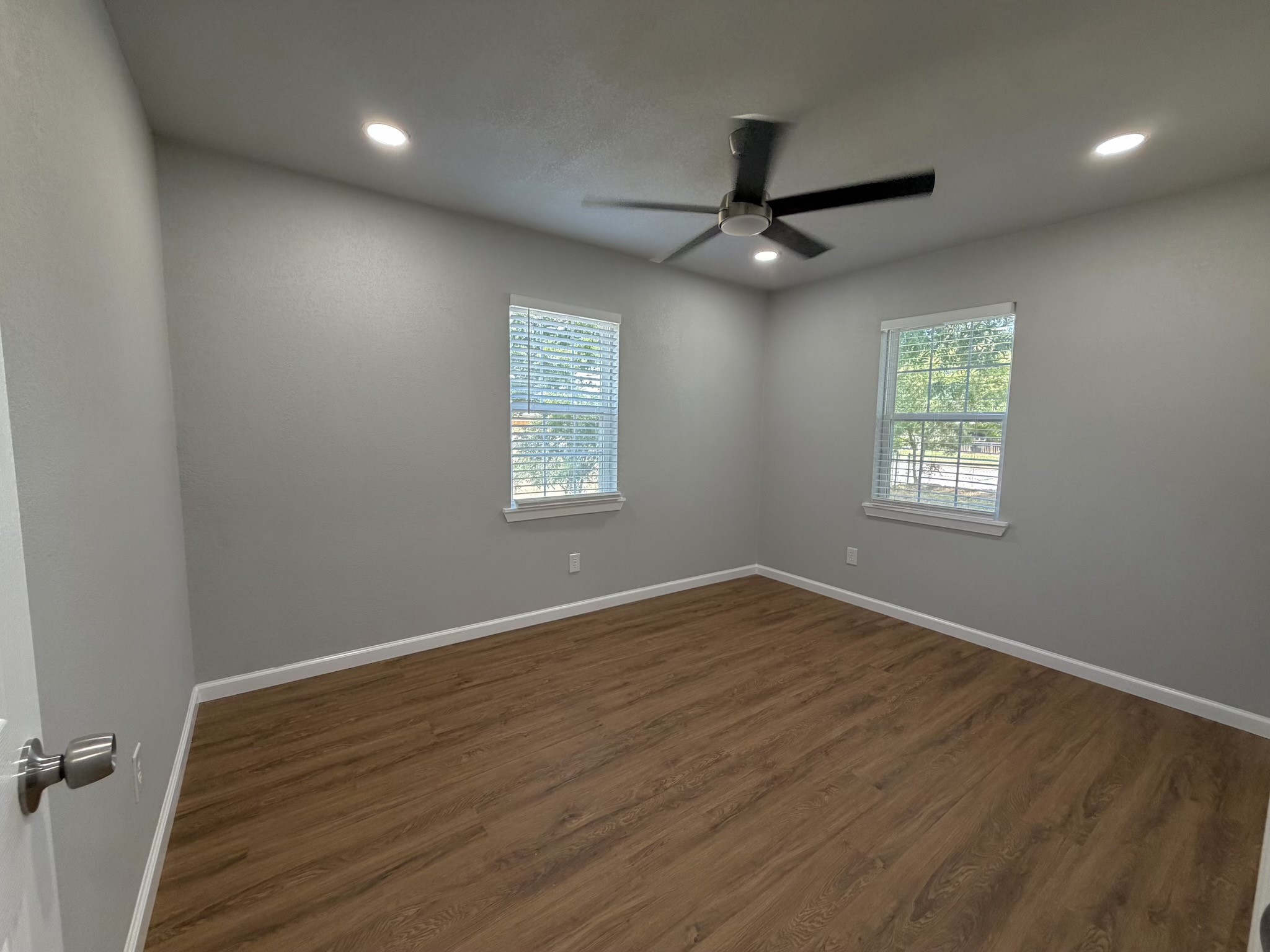 628 W 3rd Street Burkburnett TX 76354