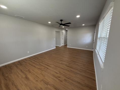 628 W 3rd Street Burkburnett TX 76354