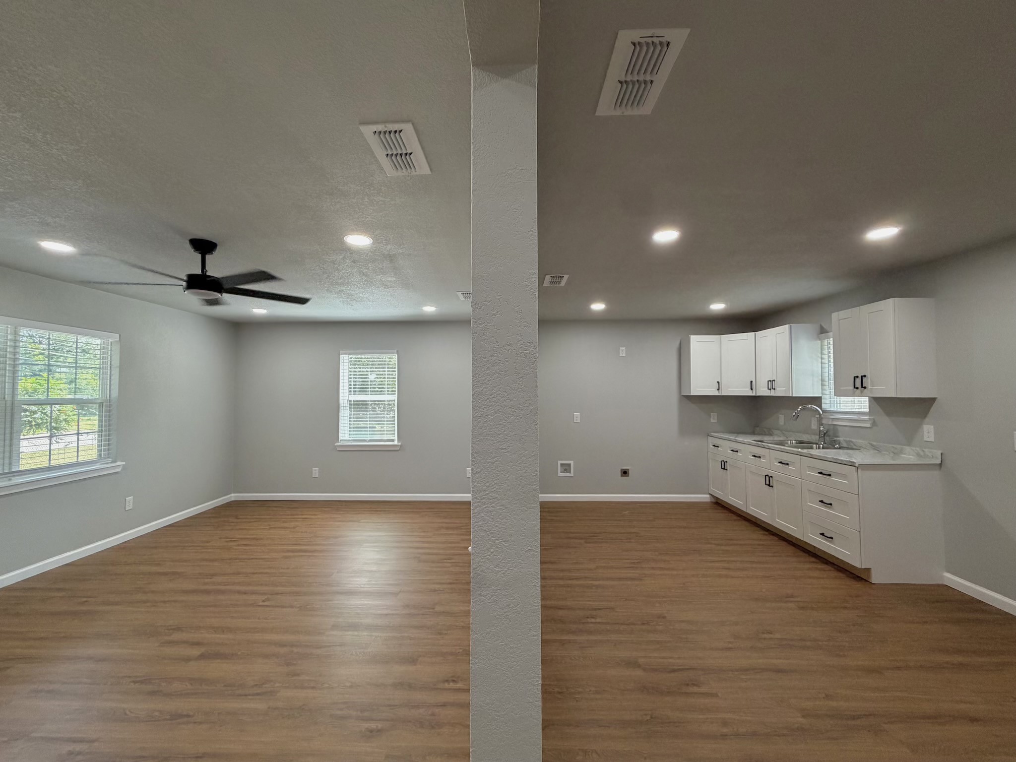 628 W 3rd Street Burkburnett TX 76354