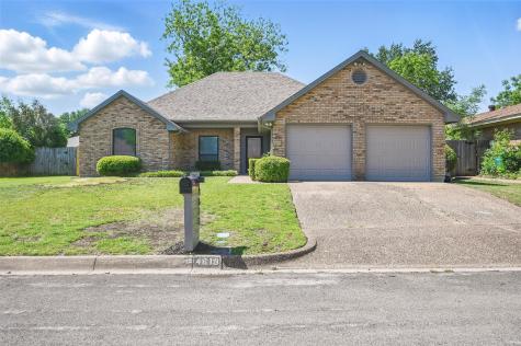 4613 Applewood Road Fort Worth TX 76133